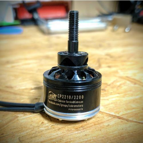 Cobra Champion CP2210 2200kv