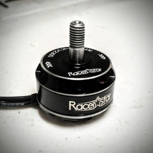 RacerStar RF2205 2300kv