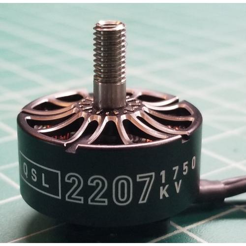 Quad Standard Labs Cinematic 2207 1750KV