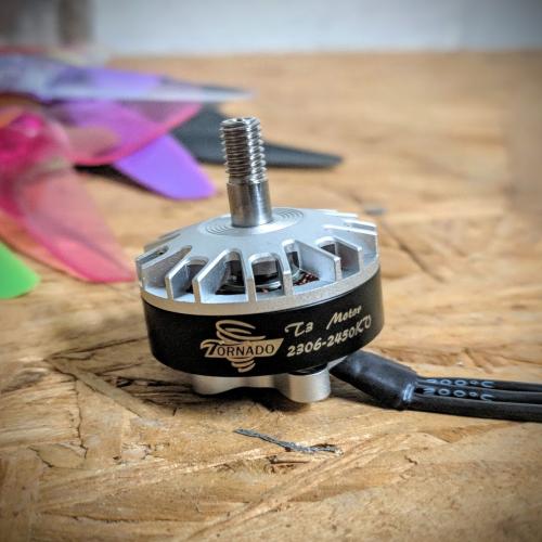 BrotherHobby Tornado T3 2306 2450kv