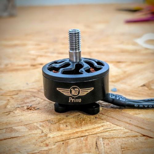 Multicopter Builders Primo 2207 2450kv